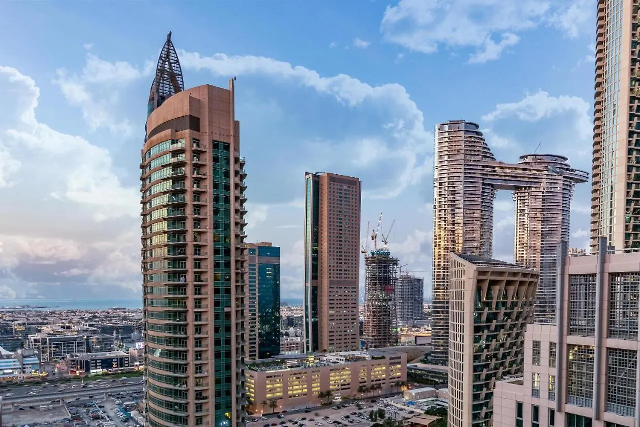 Captivating Arabian Sea & Burj Khalifa Views Dubai